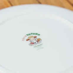 Cuisine Et Table|Maison Ghibli Assiette 23 cm Totoro Fraise - Mon Voisin Tororo
